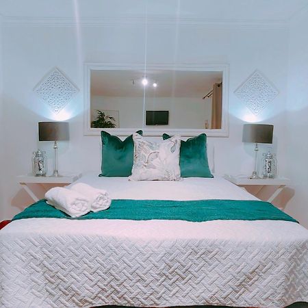 Zhantique Guest House 1- Unit 5 Boksburg Buitenkant foto