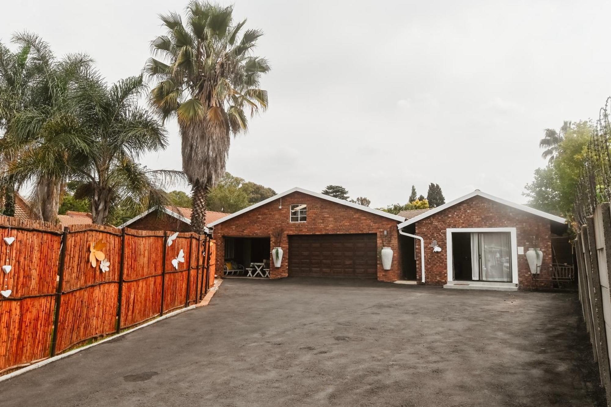 Zhantique Guest House 1- Unit 5 Boksburg Buitenkant foto