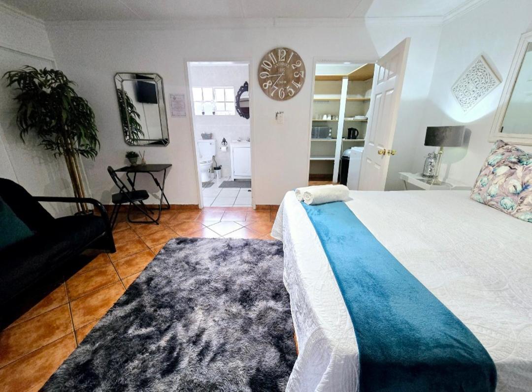 Zhantique Guest House 1- Unit 5 Boksburg Buitenkant foto
