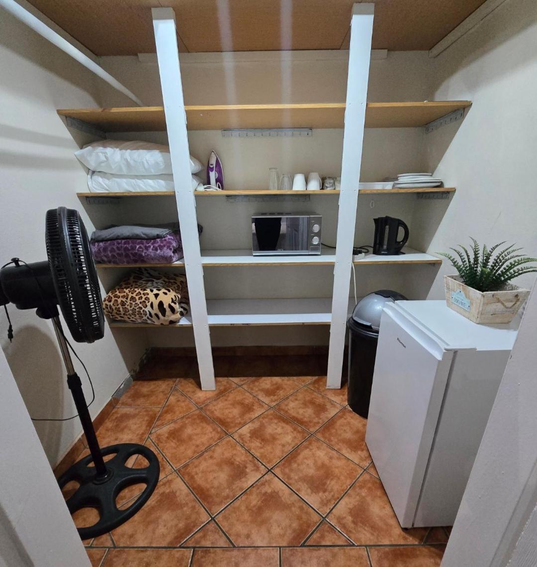 Zhantique Guest House 1- Unit 5 Boksburg Buitenkant foto